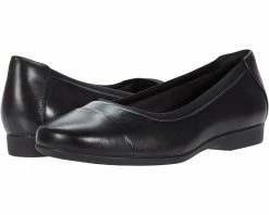 Clarks Un Darcey Cap 2