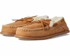 Manitobah Mukluks Shearling Cabin Loafer